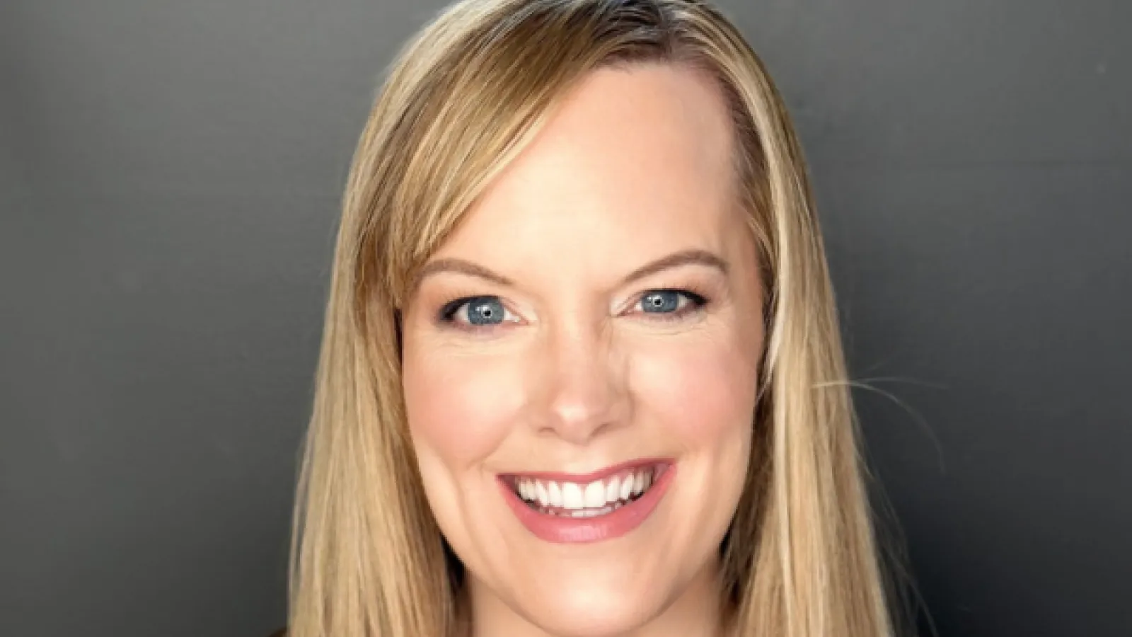 Ann Mack Headshot