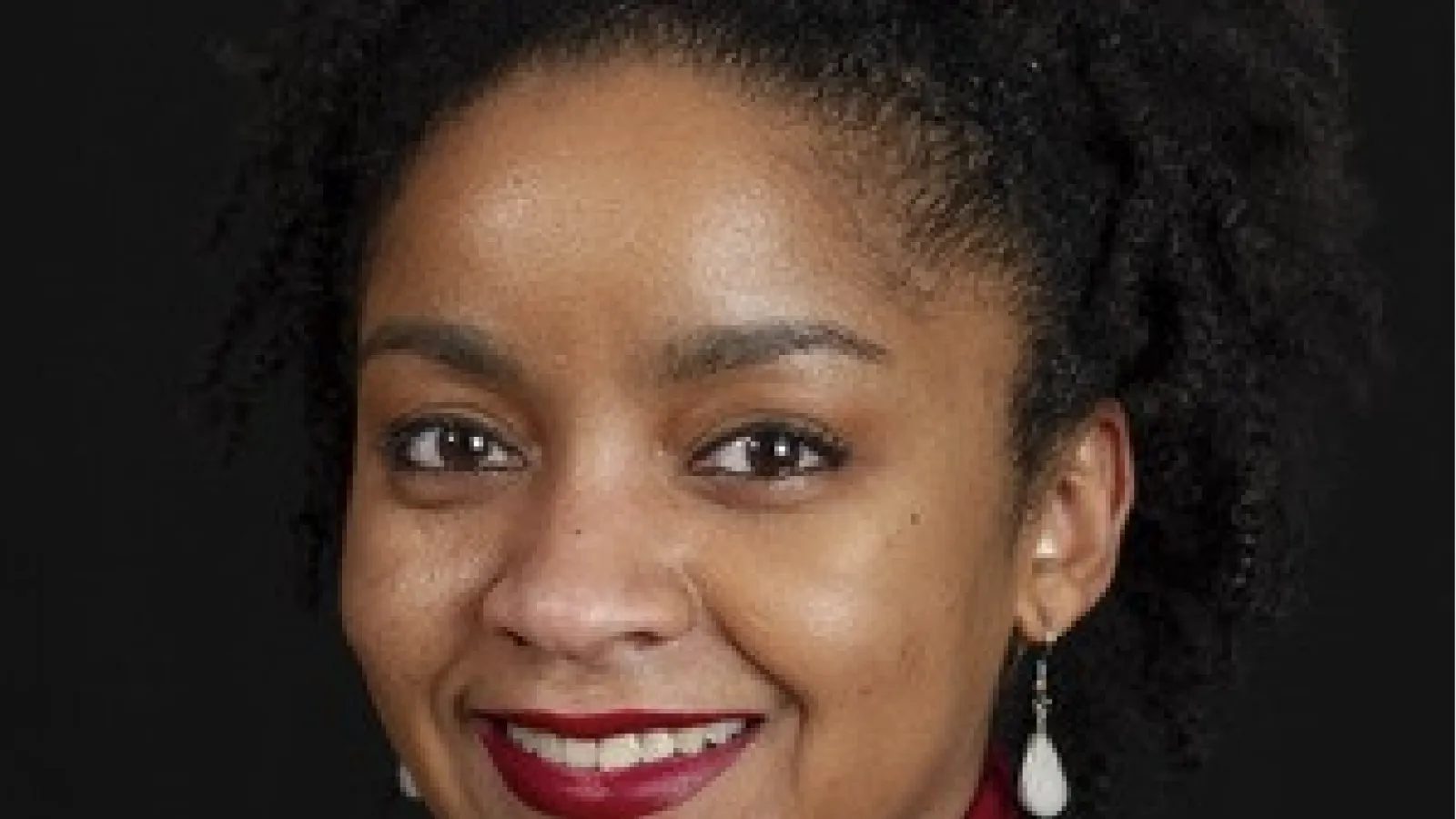 Jasmine Roberts Headshot