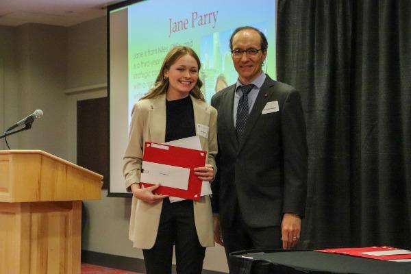 Jane Parry accepts award from Dr. Kelly Garrett 