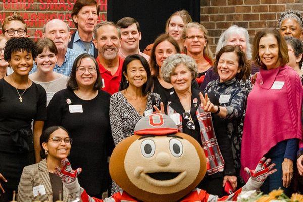 School of Comm alumni with Brutus