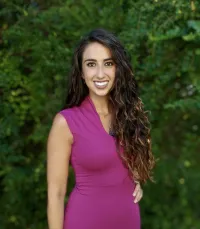 Laura Partain headshot